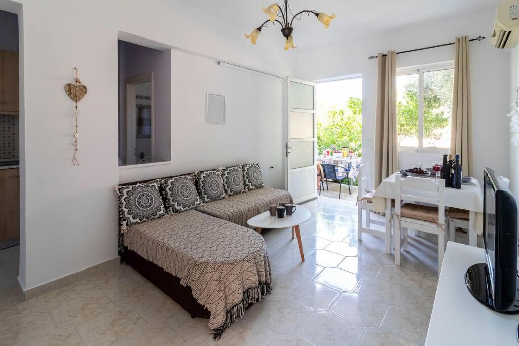 شقة Fotis House أفانتو المظهر الخارجي الصورة